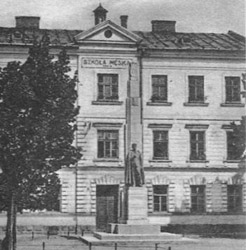 Szkoła Męska przy Placu Słowackiego. Pomnik W. Orkana odsłonięty w roku 1934